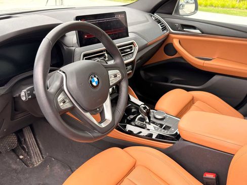 Used 2024 BMW X4 xDrive30i w/ Premium Package AWD/4WD image 16