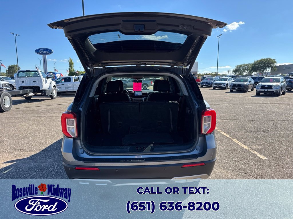 Used 2022 Ford Explorer XLT w/ Equipment Group 202A AWD/4WD image 35