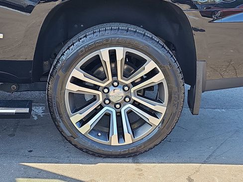 Used 2019 GMC Yukon Denali w/ Denali Ultimate Package image 35