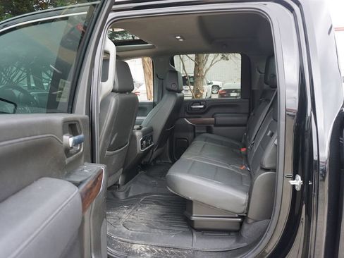 Used 2022 GMC Sierra 3500 SLT w/ SLT Convenience Package AWD/4WD image 15