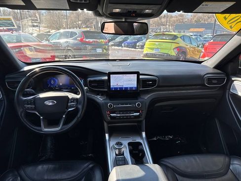 Used 2020 Ford Explorer Platinum image 41