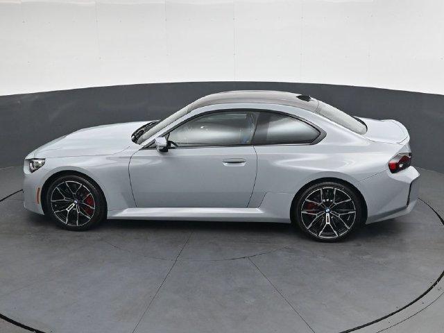 Used 2026 BMW M2 w/ Carbon Package RWD image 35