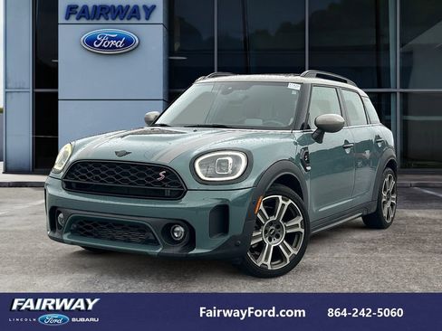 Used 2024 MINI Cooper Countryman S FWD image 1