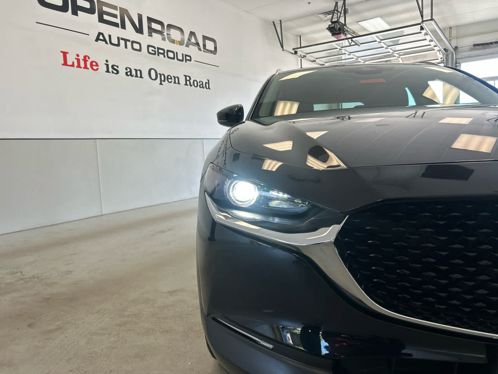 Certified 2024 MAZDA CX-30 AWD 2.5 S w/ Preferred Package image 9