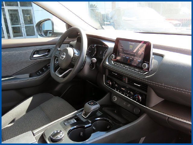 Used 2023 Nissan Rogue SV AWD/4WD image 8