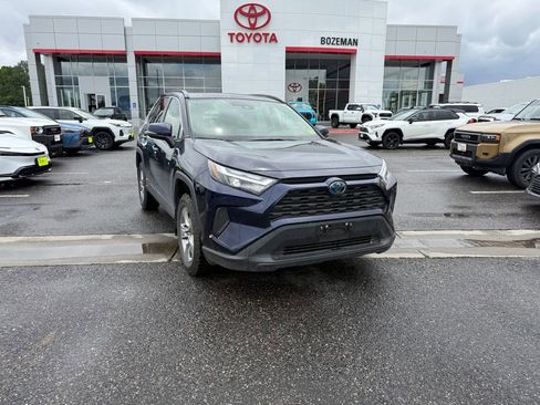Used 2023 Toyota RAV4 XLE w/ Convenience Package AWD/4WD image 1