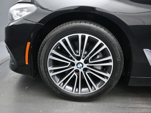 Used 2019 BMW 530i xDrive w/ Convenience Package image 53