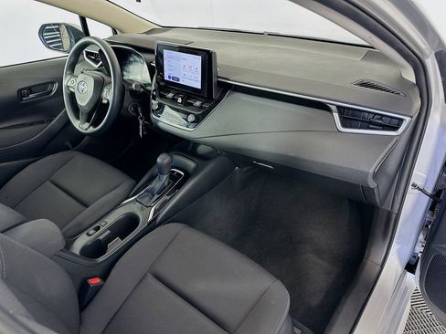 Used 2024 Toyota Corolla LE image 27