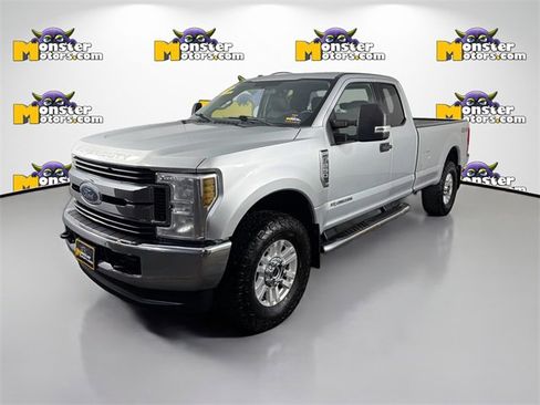 Used 2019 Ford F250 XLT image 1