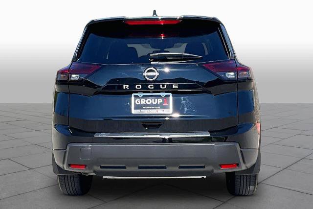 Certified 2026 Nissan Rogue SV FWD image 5