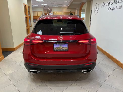 New 2027 Mercedes-Benz GLC 300 image 4