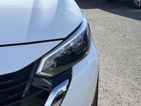 Used 2025 Nissan Sentra SV image 9