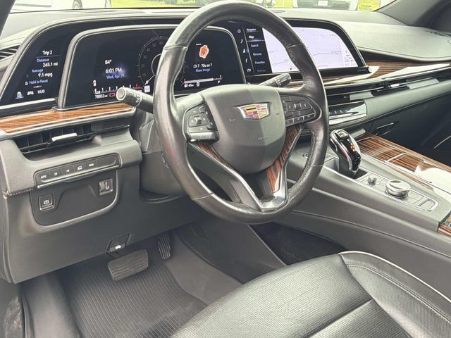 Used 2023 Cadillac Escalade ESV Premium Luxury AWD/4WD image 27