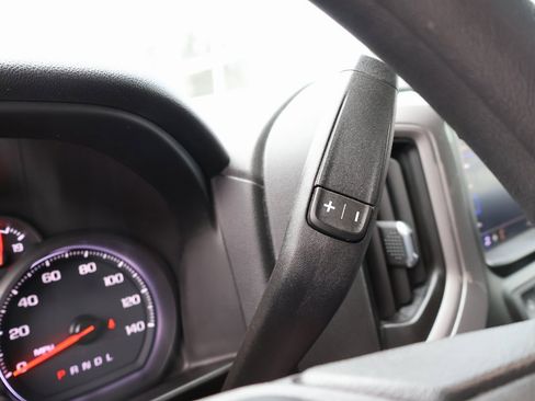 Used 2020 Chevrolet Silverado 1500 Custom w/ Custom Value Package image 16