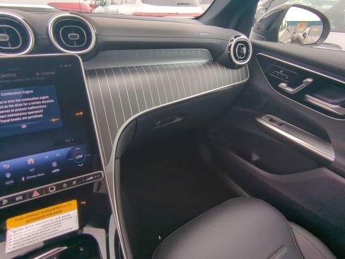 New 2025 Mercedes-Benz GLC 350e 4MATIC image 4