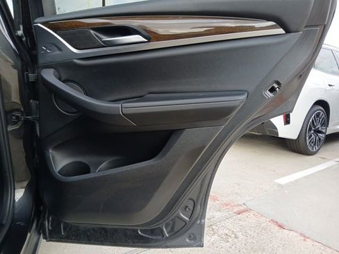 Used 2022 BMW X3 sDrive30i w/ Premium Package image 12