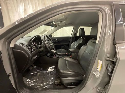 Used 2021 Jeep Compass Limited FWD image 10