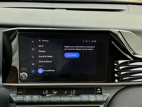 Used 2025 Toyota Camry LE image 21