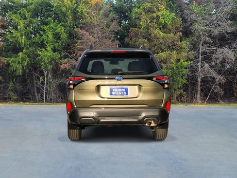 New 2026 Subaru Forester Premium AWD/4WD image 17