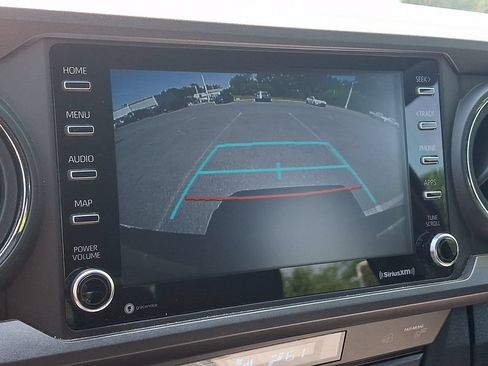 Certified 2023 Toyota Tacoma TRD Sport w/ Technology Package AWD/4WD image 17