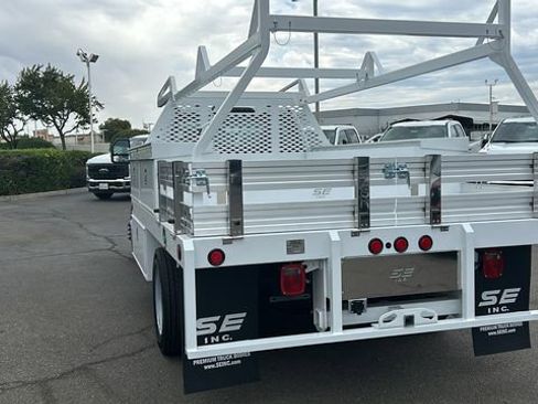 New 2025 Ford F450 XL image 4