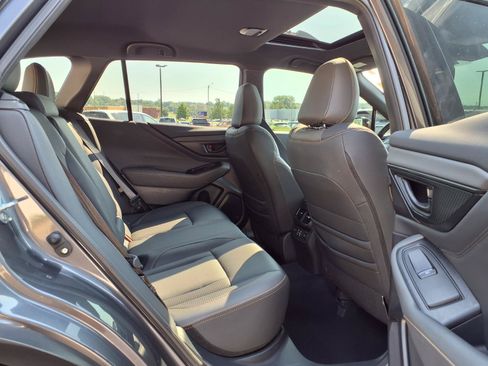 Used 2025 Subaru Outback Wilderness AWD/4WD image 29