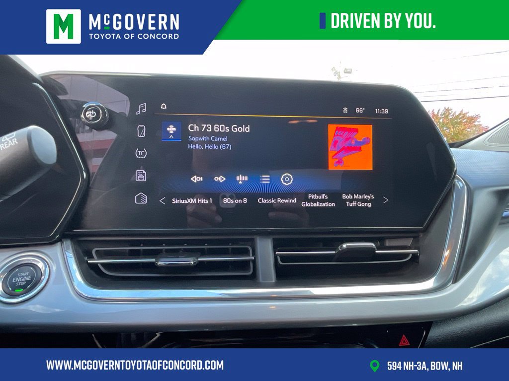 Used 2024 Chevrolet Trax LT w/ Driver Confidence Package FWD image 28