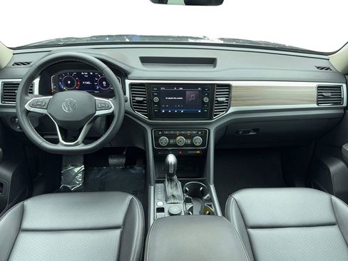 Used 2023 Volkswagen Atlas SEL image 17
