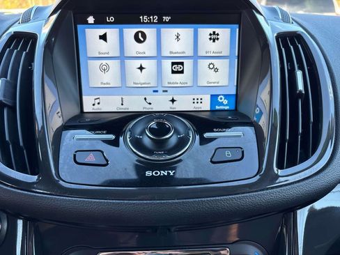 Used 2016 Ford Escape Titanium image 26