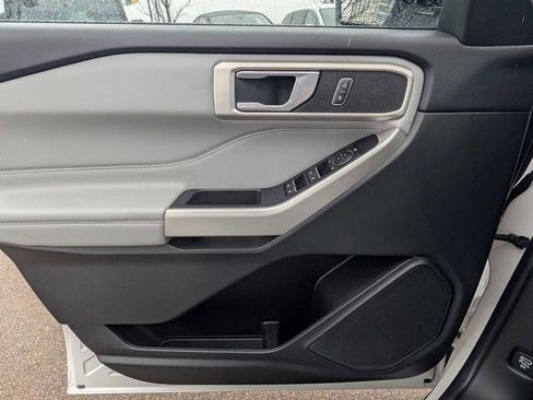 Used 2023 Ford Explorer XLT w/ Equipment Group 202A image 21