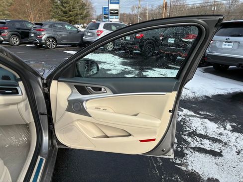 New 2026 Genesis G70 2.5T Prestige image 20