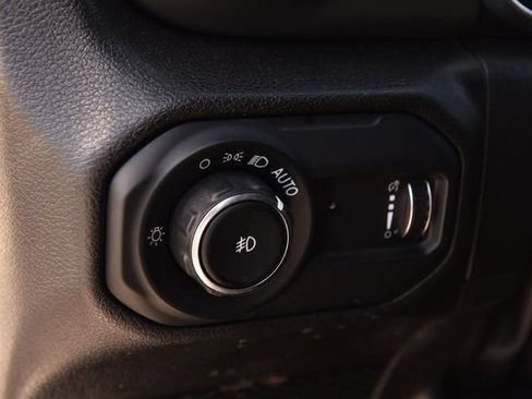 Used 2023 Jeep Wrangler Unlimited Sport AWD/4WD image 10