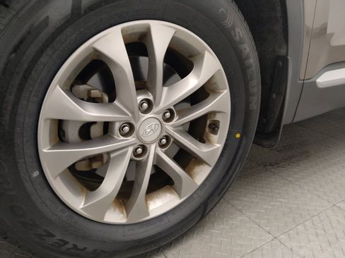 Used 2019 Hyundai Santa Fe SE FWD image 31