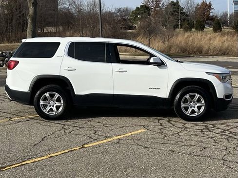 Used 2019 GMC Acadia SLE image 8