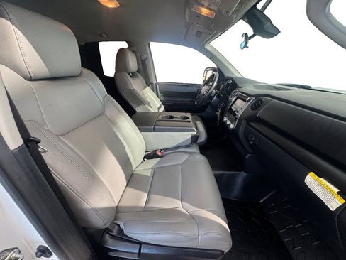 Used 2019 Toyota Tundra SR5 image 15