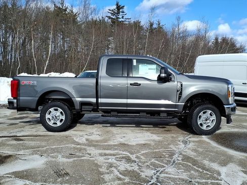 New 2026 Ford F350 XLT w/ FX4 Off-Road Package image 4