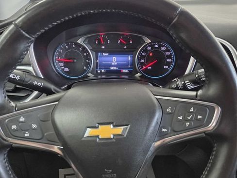 Used 2019 Chevrolet Equinox LT AWD/4WD image 4