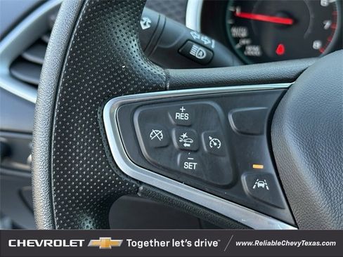 Used 2023 Chevrolet Malibu LT image 14