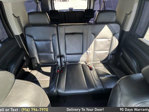 Used 2020 Chevrolet Suburban LT image 24