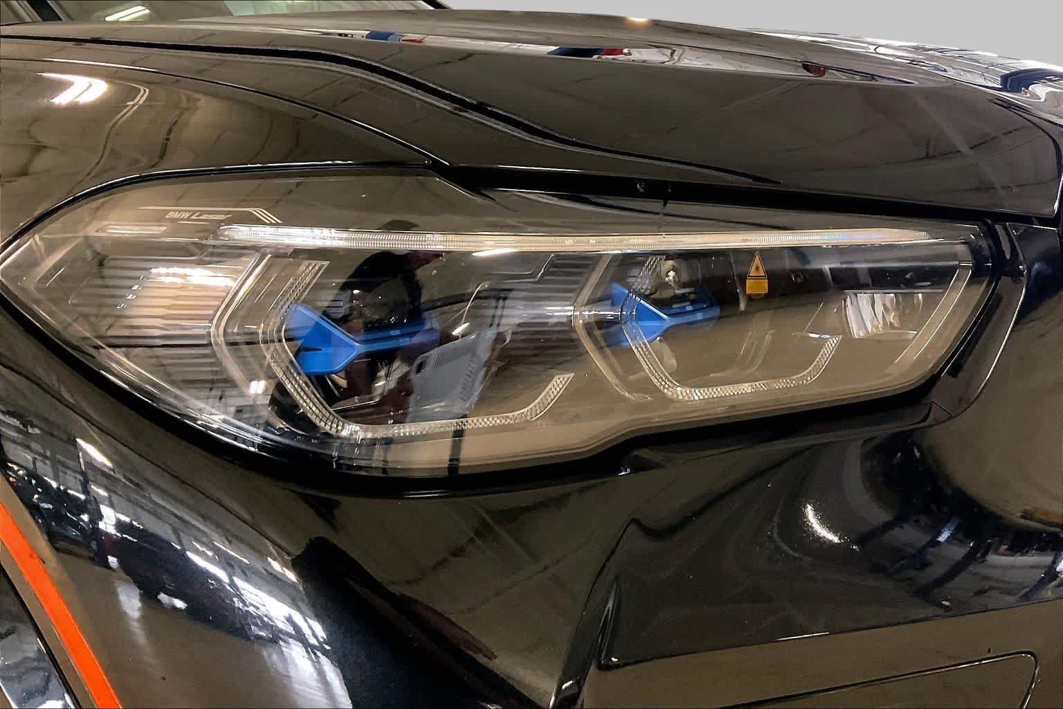 Used 2022 BMW X5 M w/ Competition Package 2 AWD/4WD image 25