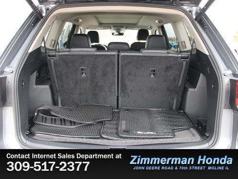 Used 2024 Volkswagen Atlas SEL Premium R-Line image 6