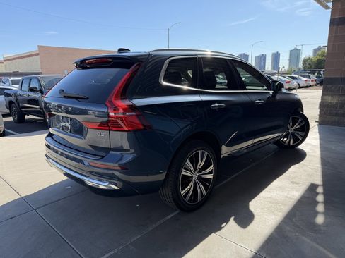 Used 2023 Volvo XC60 B5 Plus w/ Protection Package Premier image 4