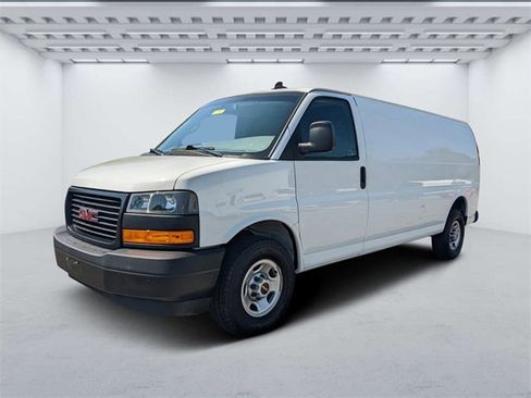 Used 2023 GMC Savana 2500 Extended w/ Driver Convenience Package image 7