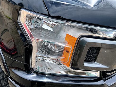 Used 2018 Ford F150 XLT w/ Equipment Group 302A Luxury AWD/4WD image 29
