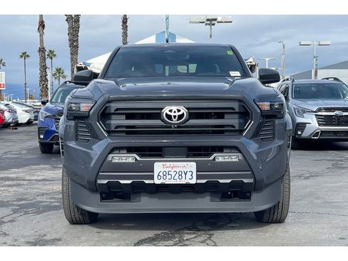 Used 2024 Toyota Tacoma SR5 image 9