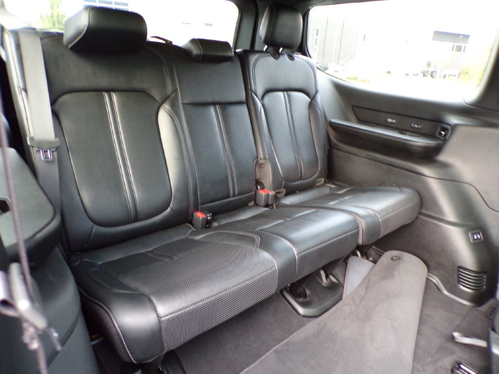 Used 2022 Jeep Wagoneer Series III AWD/4WD image 13