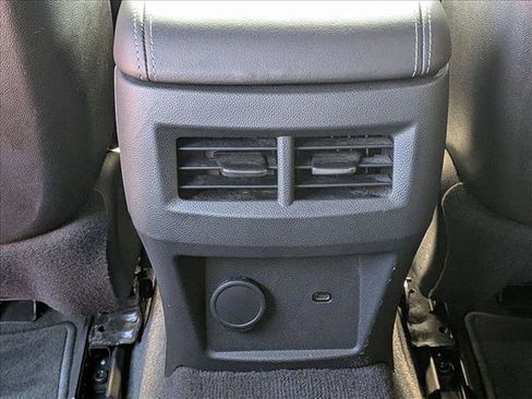 Used 2020 Cadillac CT5 Luxury w/ Cold Weather Package image 17