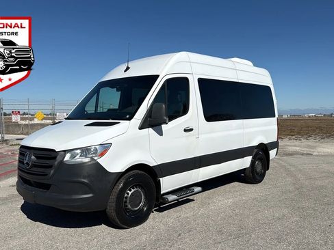 Used 2021 Mercedes-Benz Sprinter 2500 image 1