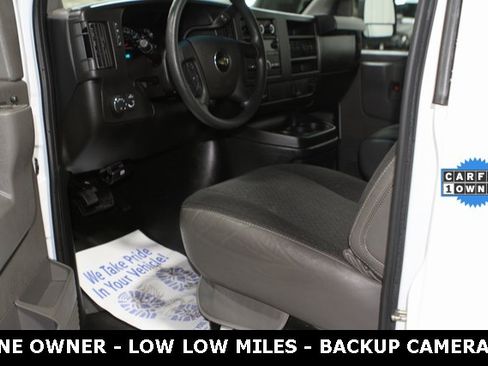 Used 2023 Chevrolet Express 2500 w/ Driver Convenience Package image 14