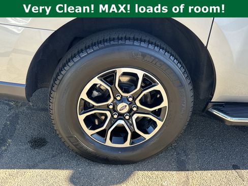 Used 2023 Ford Expedition Max XLT image 19